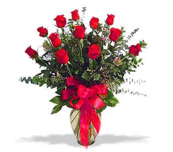 çiçek siparisi 11 adet kirmizi gül cam vazo  Eskişehir online çiçek gönderme sipariş 
