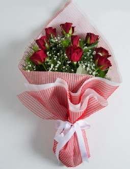 9 adet kırmızı gülden buket  Eskişehir çiçek satışı 